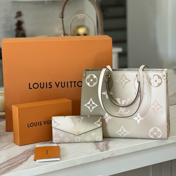 Authentic Louis Vuitton On The Go MM Sunset Kaki. 🌸👜 - Picture 8 of 13